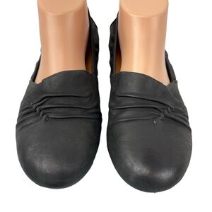 Clarks Womens Size 8M Black Rena Way Flat Slip On Comfort Shoes